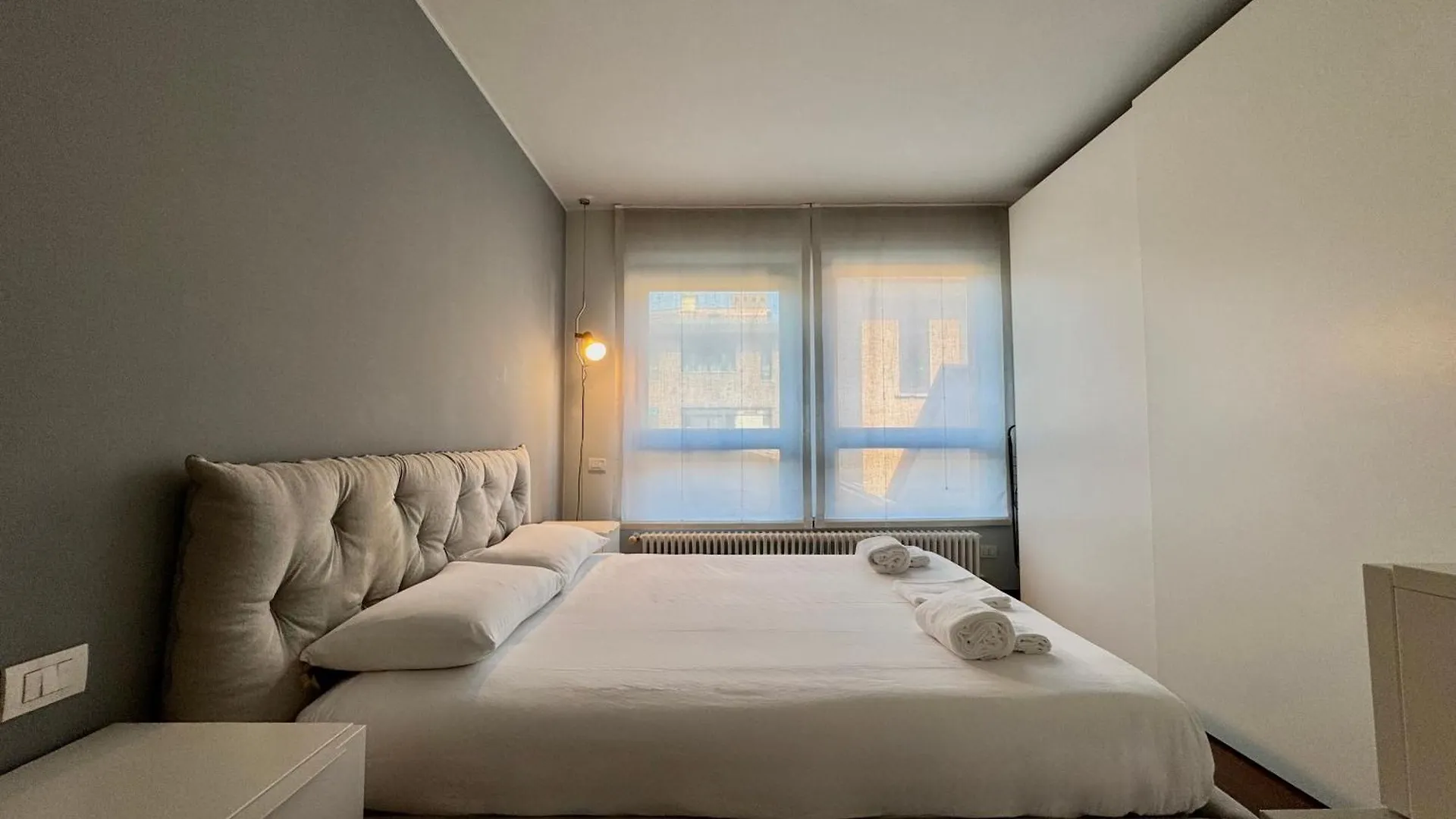 Modern Navigli Apartment Milano